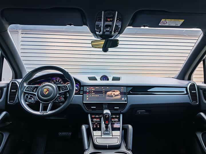 Фото 8 - Porsche Cayenne