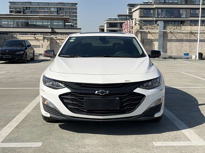 Фото 2 - Chevrolet Malibu XL