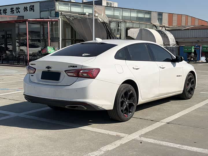 Фото 4 - Chevrolet Malibu XL