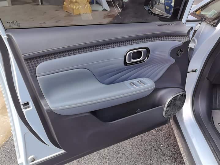 Фото 7 - GAC Aion UT