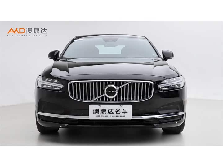 Фото 2 - Volvo S90