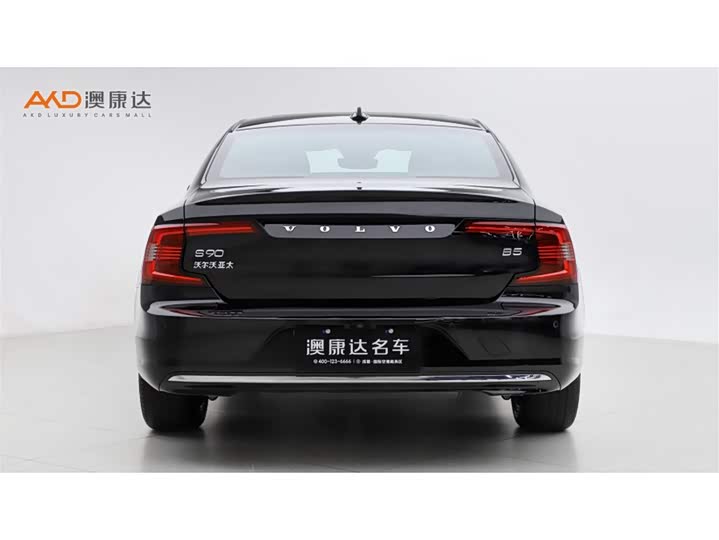 Фото 4 - Volvo S90