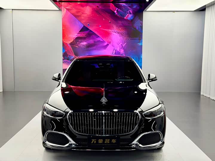Photo 2 - Mercedes-Benz Maybach S-Class