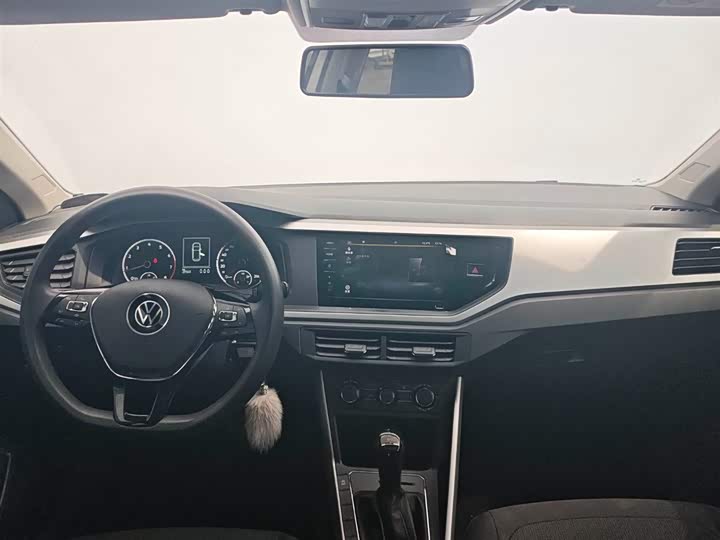 Фото 7 - Volkswagen Polo