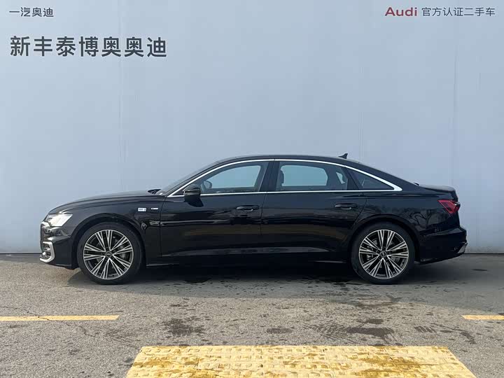 Фото 3 - Audi A6L