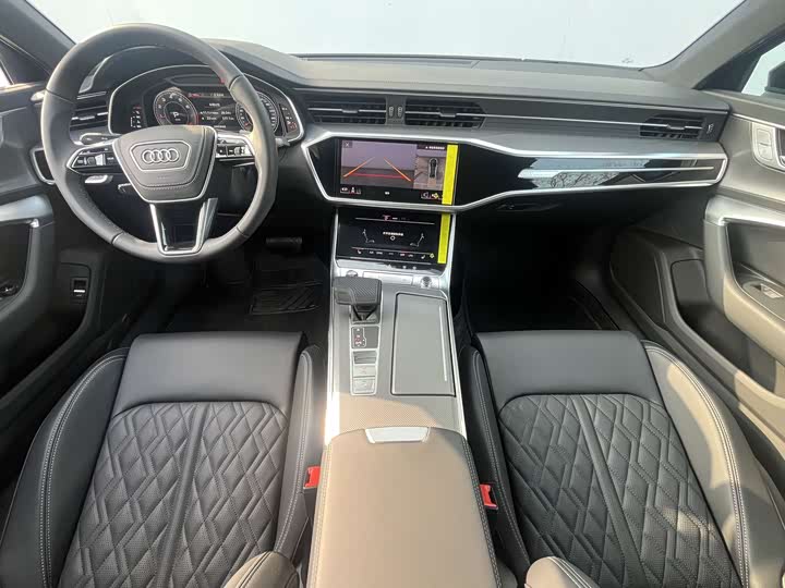 Фото 9 - Audi A6L