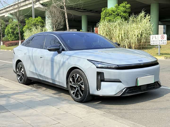 Фото 4 - Geely Galaxy L6