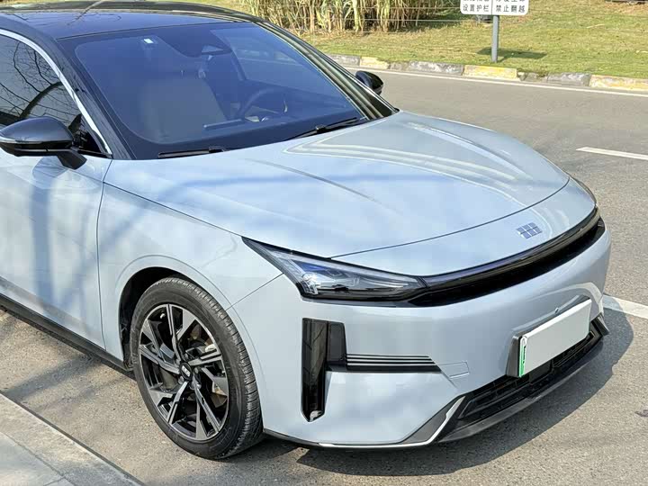 Фото 9 - Geely Galaxy L6