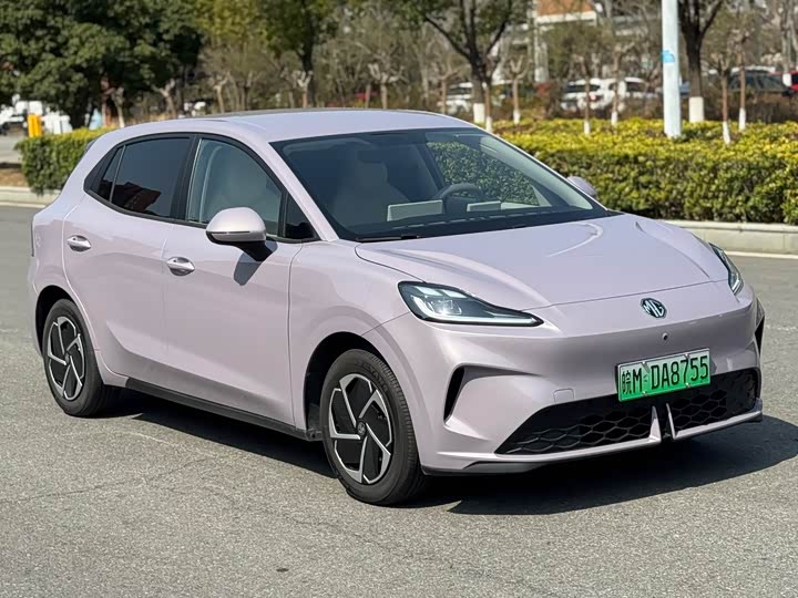 Photo 3 - MG Motor 4 EV