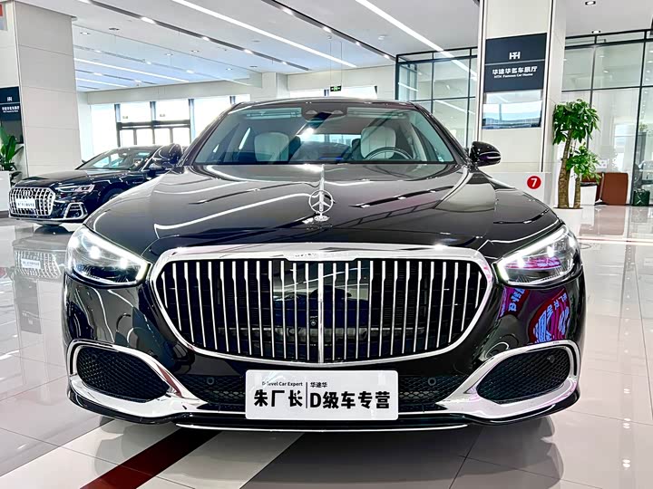 Фото 1 - Mercedes-Benz Maybach S-Class