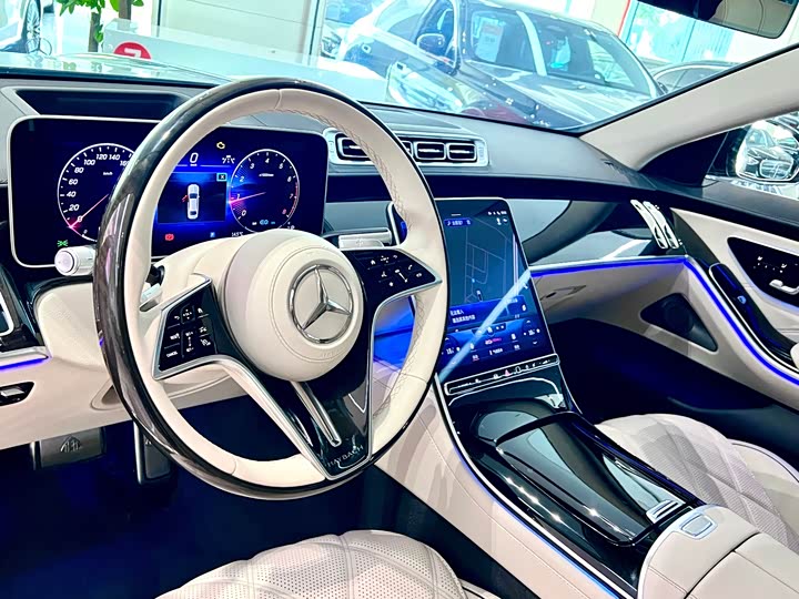 Фото 5 - Mercedes-Benz Maybach S-Class