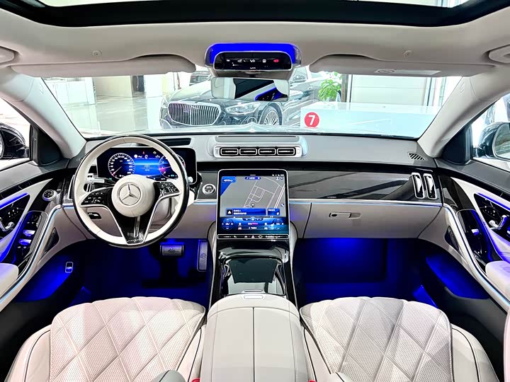 Фото 8 - Mercedes-Benz Maybach S-Class