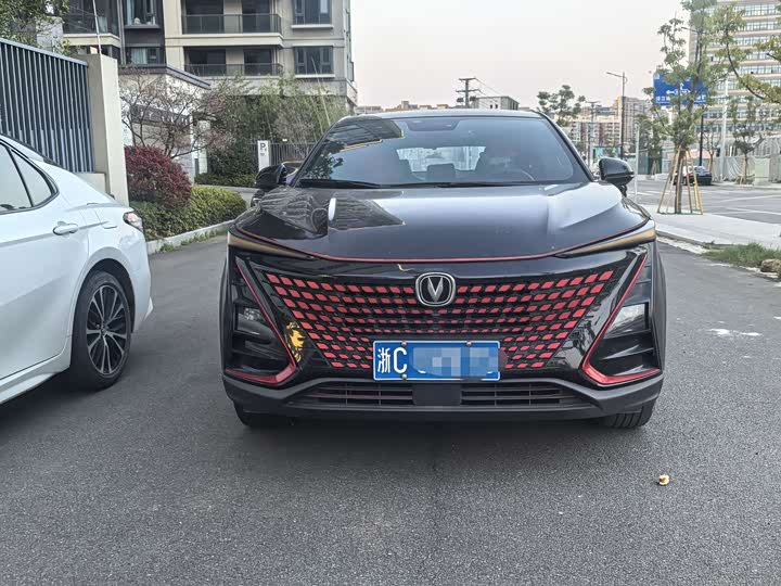 Photo 2 - Changan UNI-T