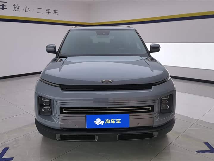 Фото 2 - Geely Icon