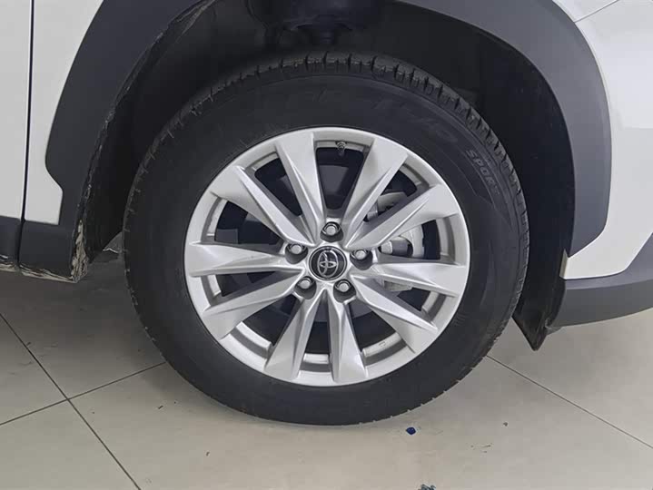 Фото 6 - Toyota Corolla Cross