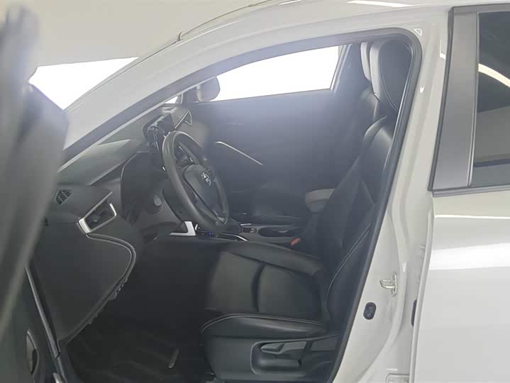 Фото 9 - Toyota Corolla Cross