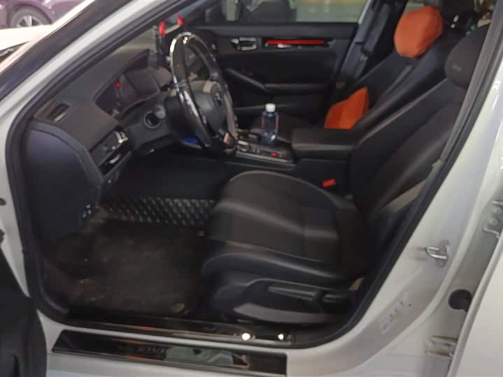 Фото 9 - Honda Civic