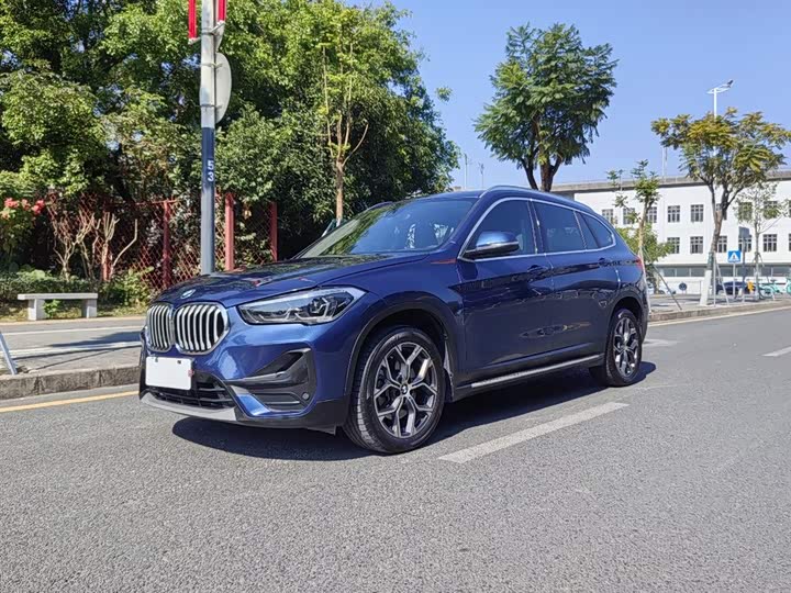 Фото 3 - BMW X1