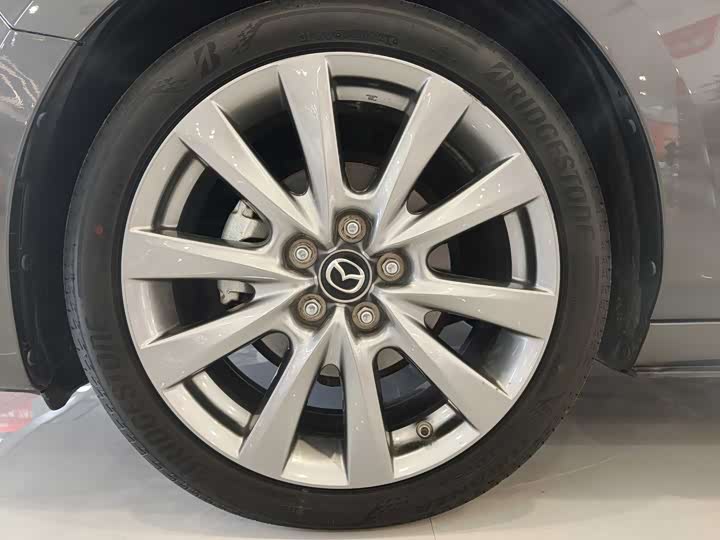 Photo 3 - Mazda 3 (Axela)