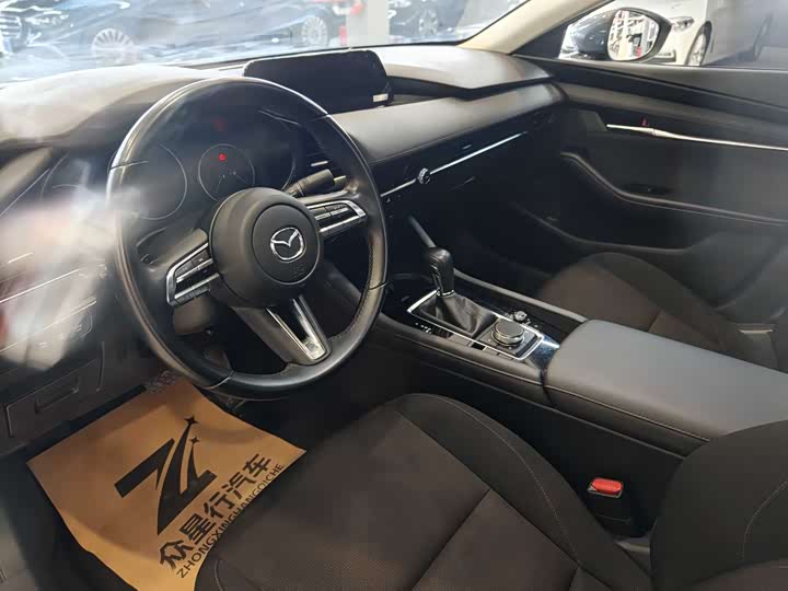 Photo 5 - Mazda 3 (Axela)