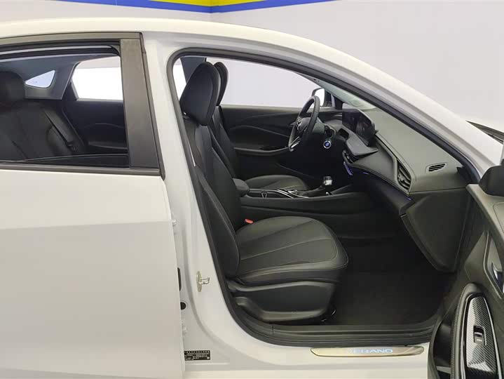 Zdjęcie 8 - Buick Verano