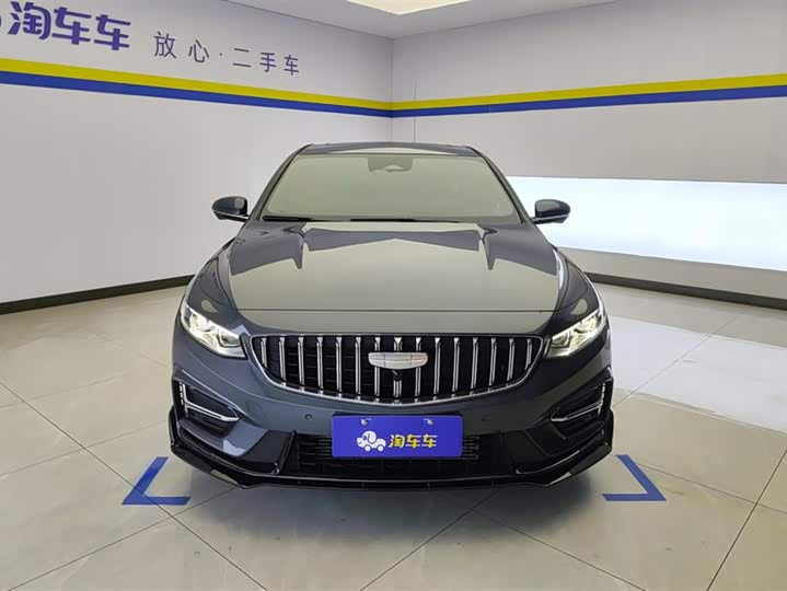 Фото 2 - Geely Preface