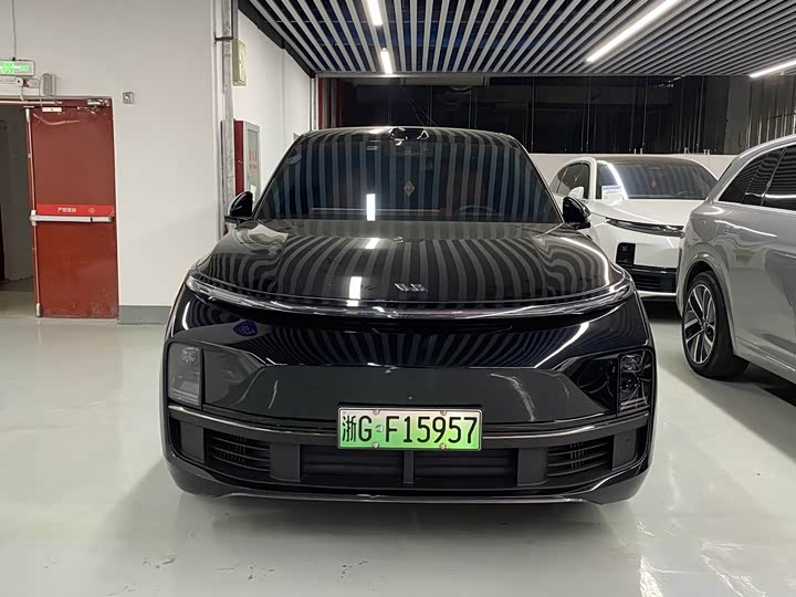 Фото 2 - LiXiang L9