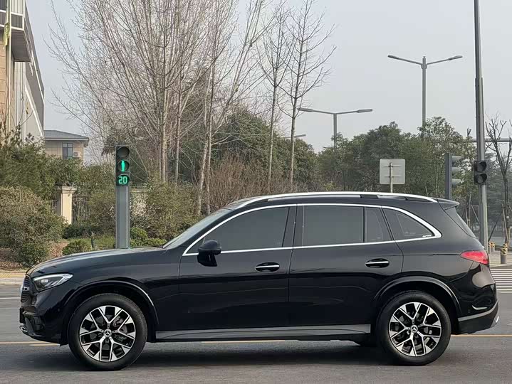 Фото 7 - Mercedes-Benz GLC-Class