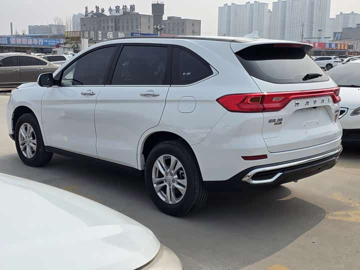 Photo 5 - Haval M6