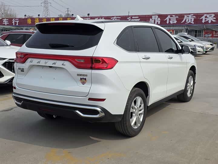 Photo 6 - Haval M6