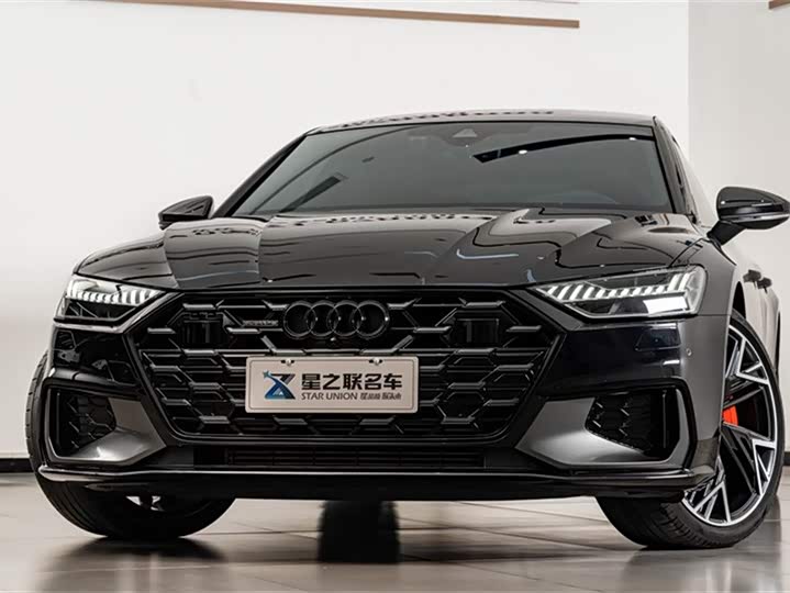 Фото 3 - Audi A7L