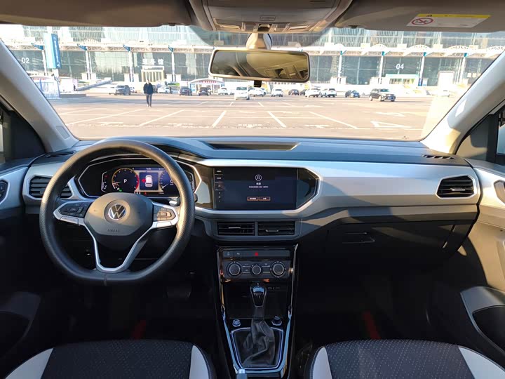 Фото 9 - Volkswagen Tacqua