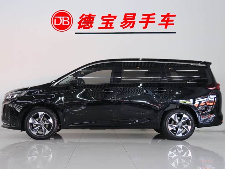 Фото 3 - GAC Trumpchi M6
