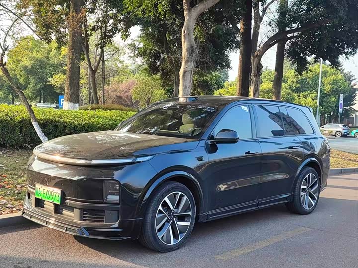 Фото 1 - LiXiang L9