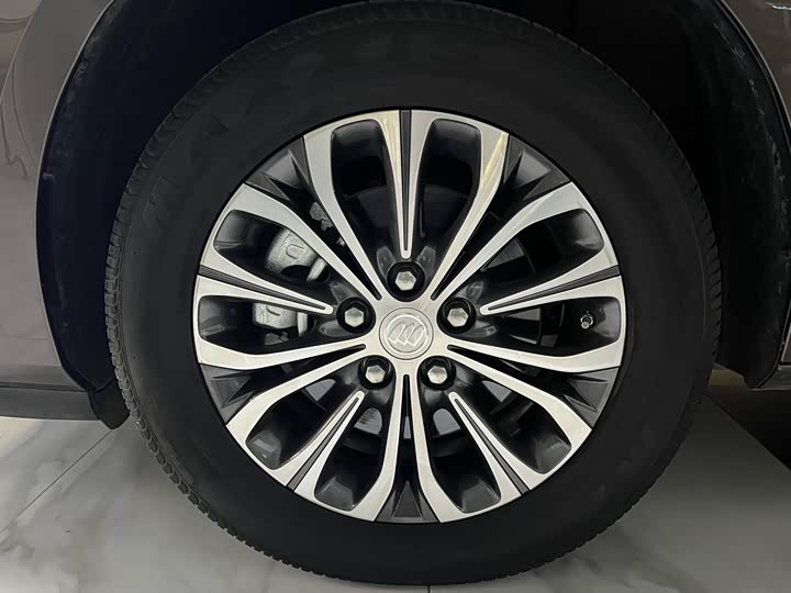 Фото 12 - Buick GL8 ES