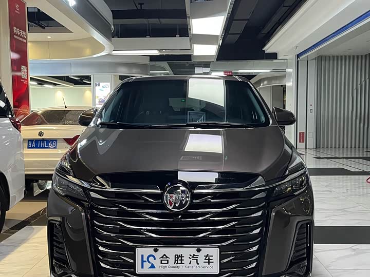 Фото 2 - Buick GL8 ES