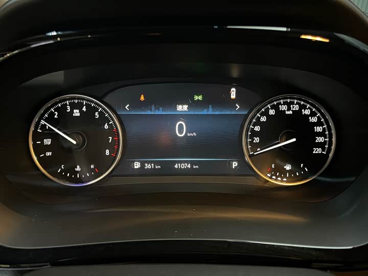 Фото 24 - Buick GL8 ES