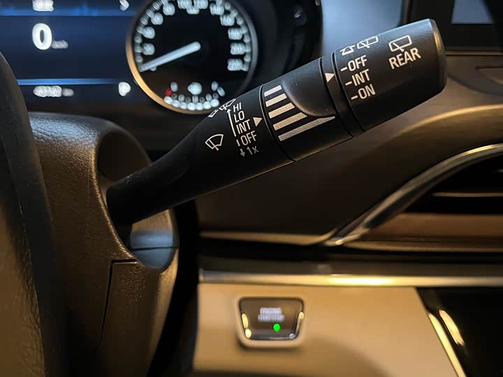 Фото 25 - Buick GL8 ES