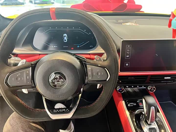 Фото 4 - Lotus Emira