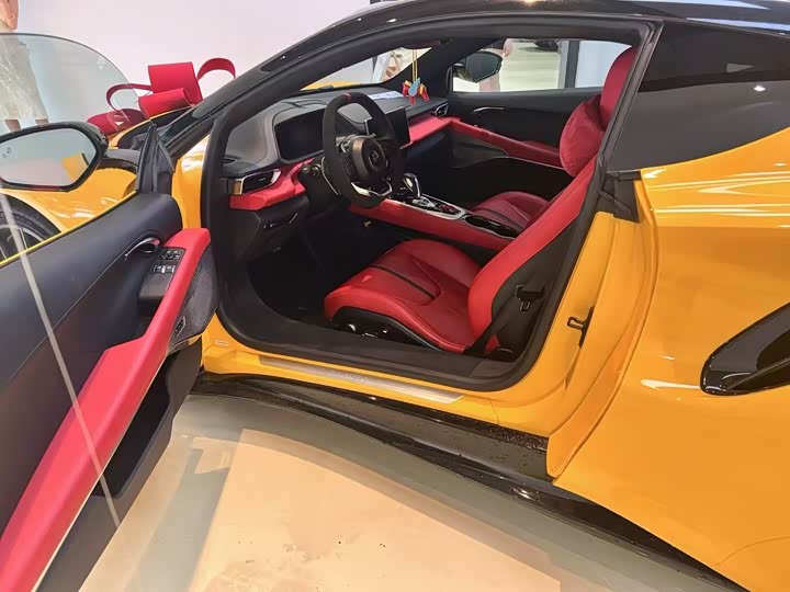 Фото 5 - Lotus Emira