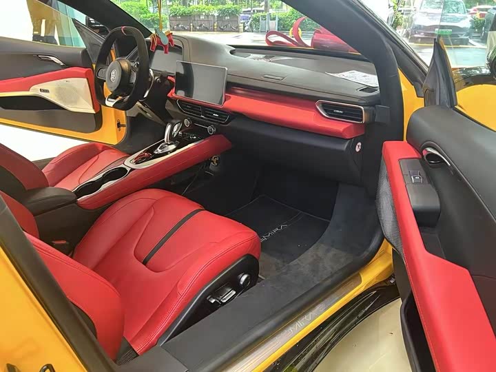 Фото 6 - Lotus Emira