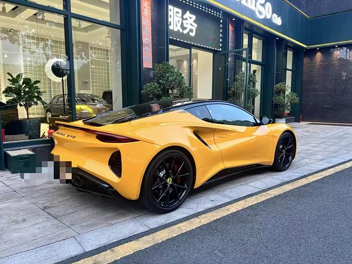 Фото 9 - Lotus Emira