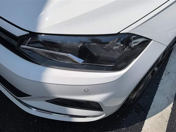 Фото 5 - Volkswagen Polo