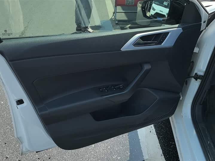 Фото 7 - Volkswagen Polo