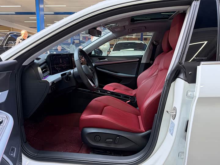 Фото 6 - Volkswagen Lamando L