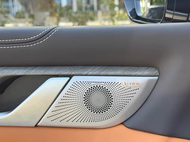 Фото 9 - Tank 500