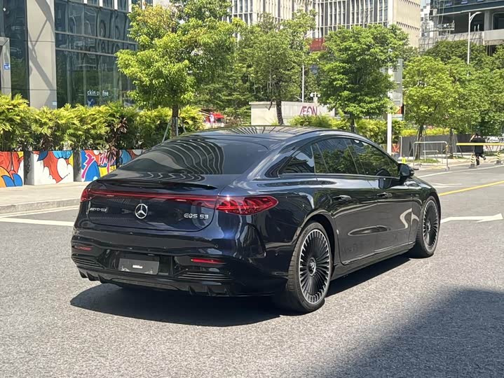 Фото 5 - Mercedes-Benz EQS AMG