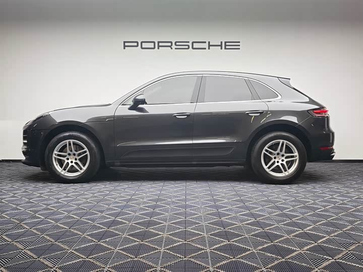 Фото 2 - Porsche Macan