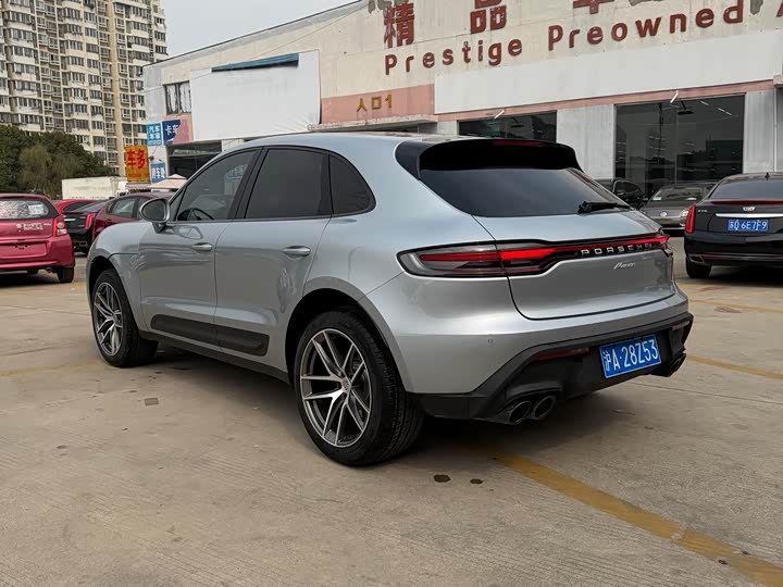 Photo 5 - Porsche Macan