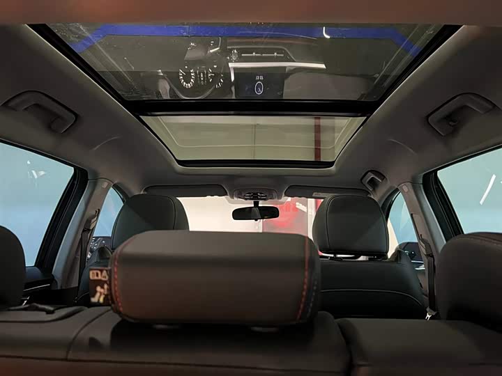 Фото 8 - Chery Tiggo 7